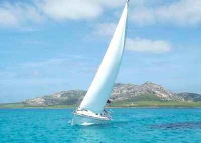 sailing boats whit Asinara Sail Experience